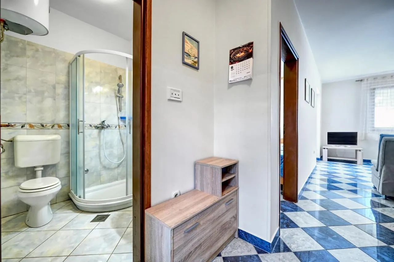 Villa Emilia Banjole Πανσιόν