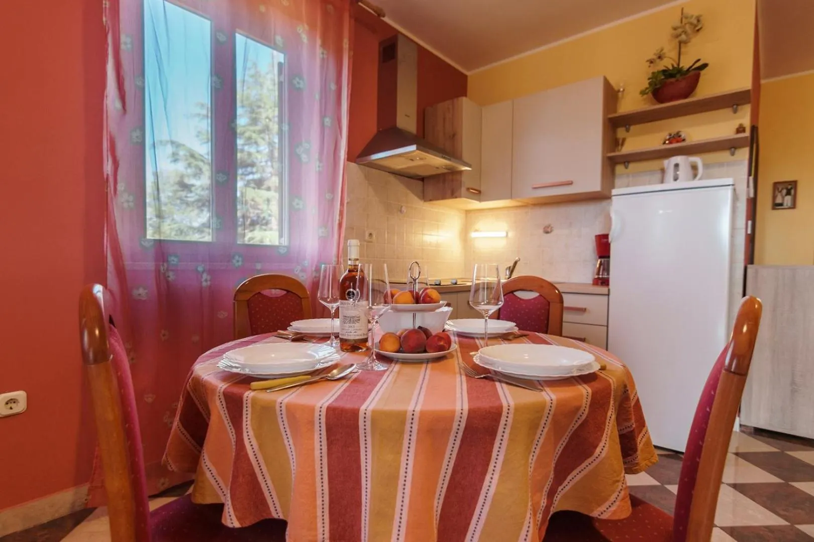 Villa Emilia Banjole 0*,
